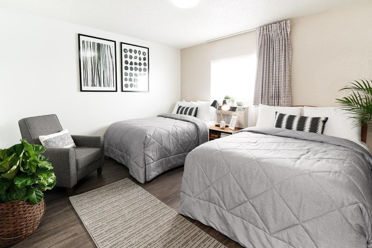 Intown Suites Extended Stay Select Denver - Aurora South Exterior photo