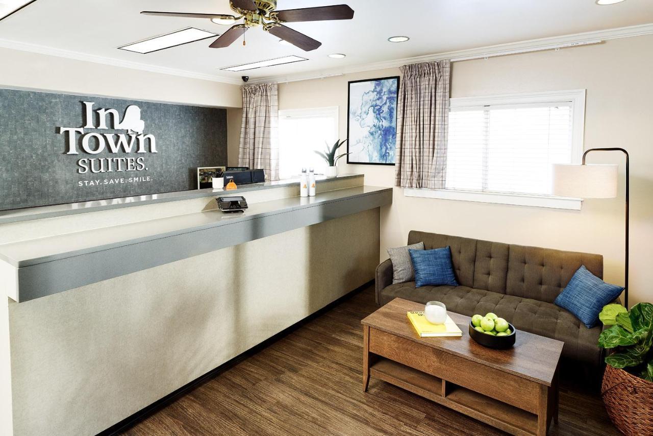 Intown Suites Extended Stay Select Denver - Aurora South Exterior photo